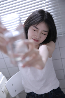 在胶囊旅馆里传播热量樱花